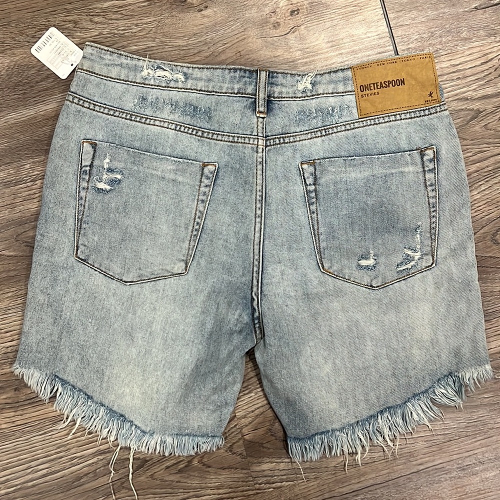 One Teaspoon Stevies Shorts NWT - Picture 4 of 4